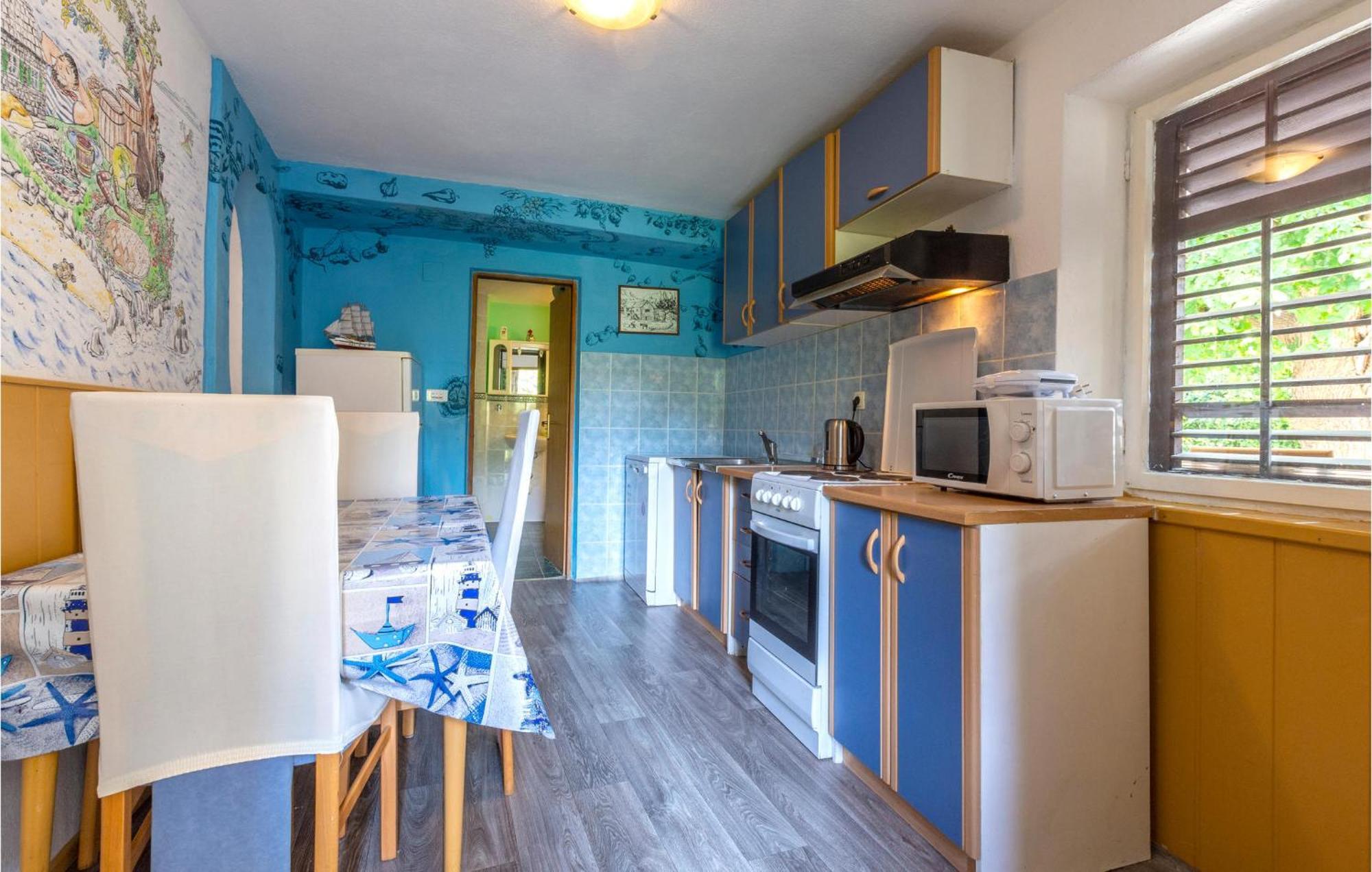 Lovely Apartment In Omis With Kitchen Dış mekan fotoğraf