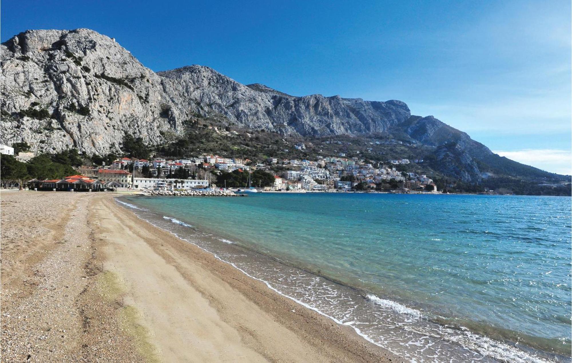 Lovely Apartment In Omis With Kitchen Dış mekan fotoğraf